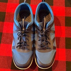 Lands' End Water Shoes 9B